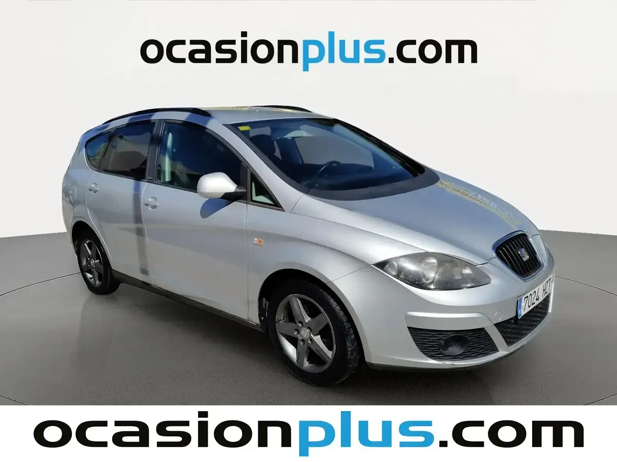 Usado Seat Altea Ecomotive 105 CV (77 kW) 2014 Gris Monovolumen