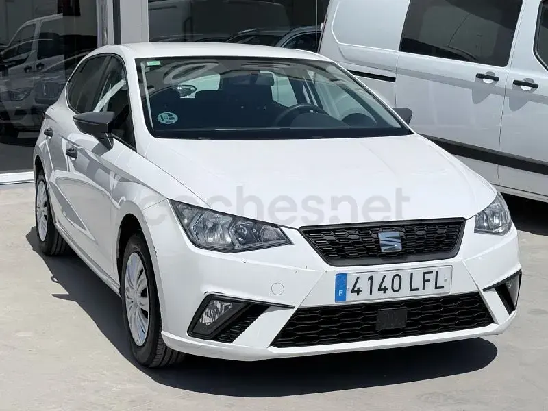 Usado Seat Ibiza Reference 95 CV (69 kW) 2020 Blanco Utilitario