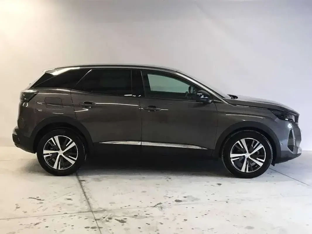 Brugt Peugeot 3008 Allure 131 HK (96 kW) 2024 Grå SUV