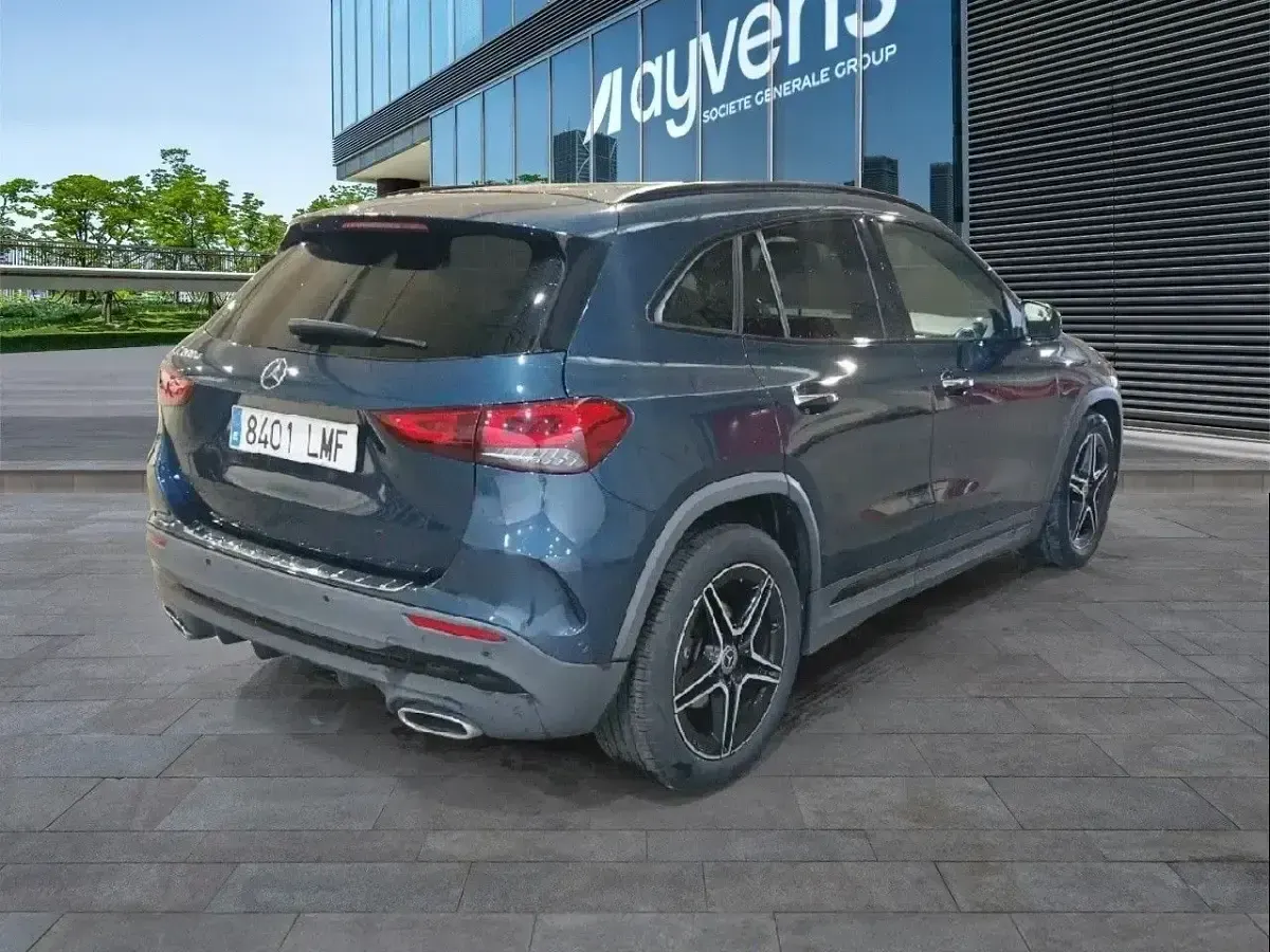 Usado Mercedes GLA200 150 CV (110 kW) 2021 Azul SUV