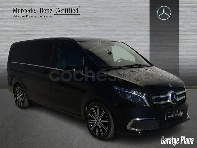 Usado Mercedes V300 Exclusive 239 CV (175 kW) 2023 Negro Monovolumen