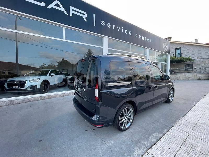 Usado VW Caddy Life 122 CV (89 kW) 2021 Azul Monovolumen