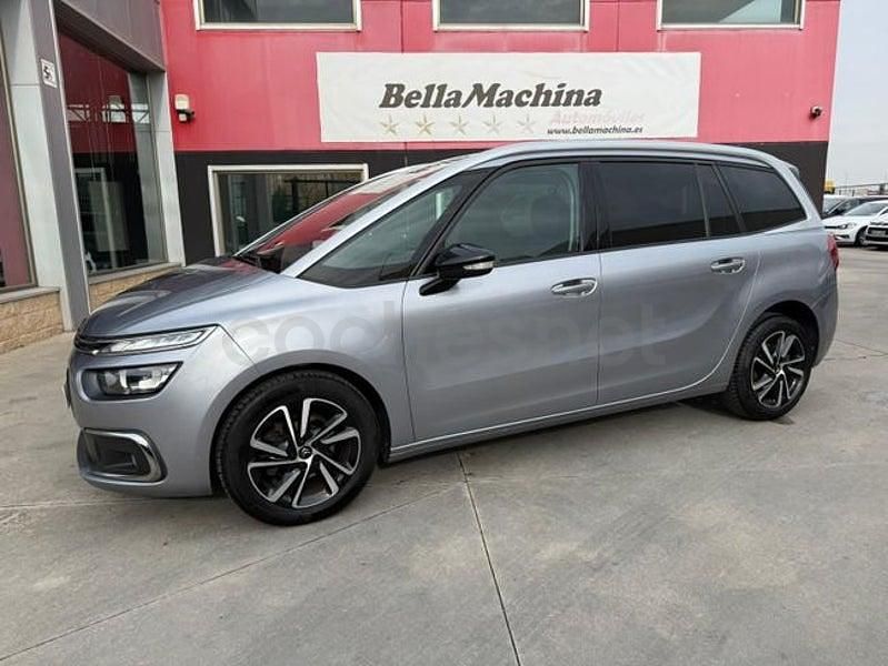 Usado Citroën C4 SpaceTourer Shine 130 CV (95 kW) 2022 Gris / plata Monovolumen