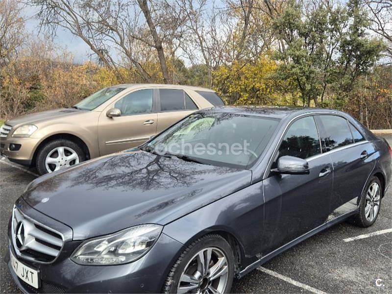 Usado Mercedes E200 Avantgarde 136 CV (100 kW) 2016 Gris / plata Berlina