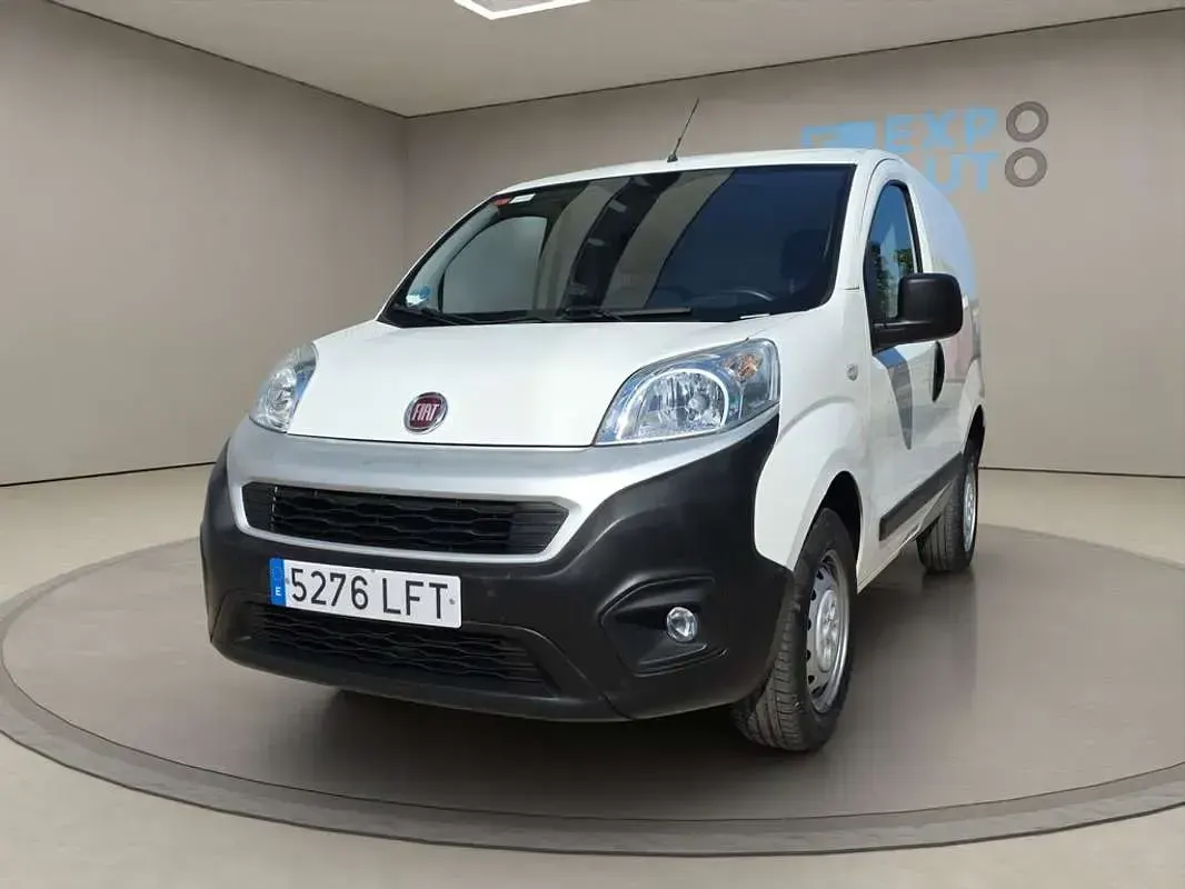 Usado Fiat Fiorino 69 CV (50 kW) 2020 Blanco Monovolumen