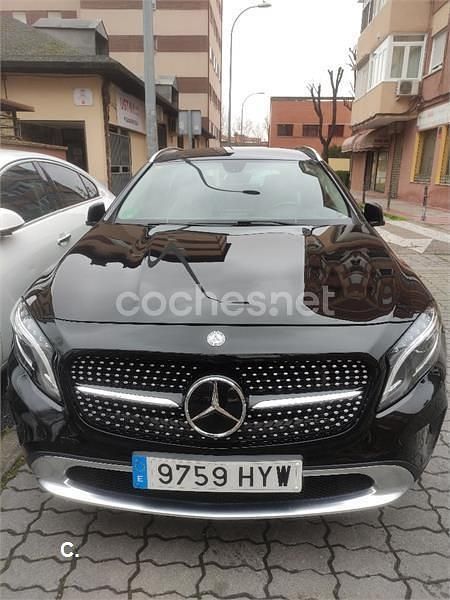 Usado Mercedes GLA220 Urban 170 CV (125 kW) 2014 Negro SUV