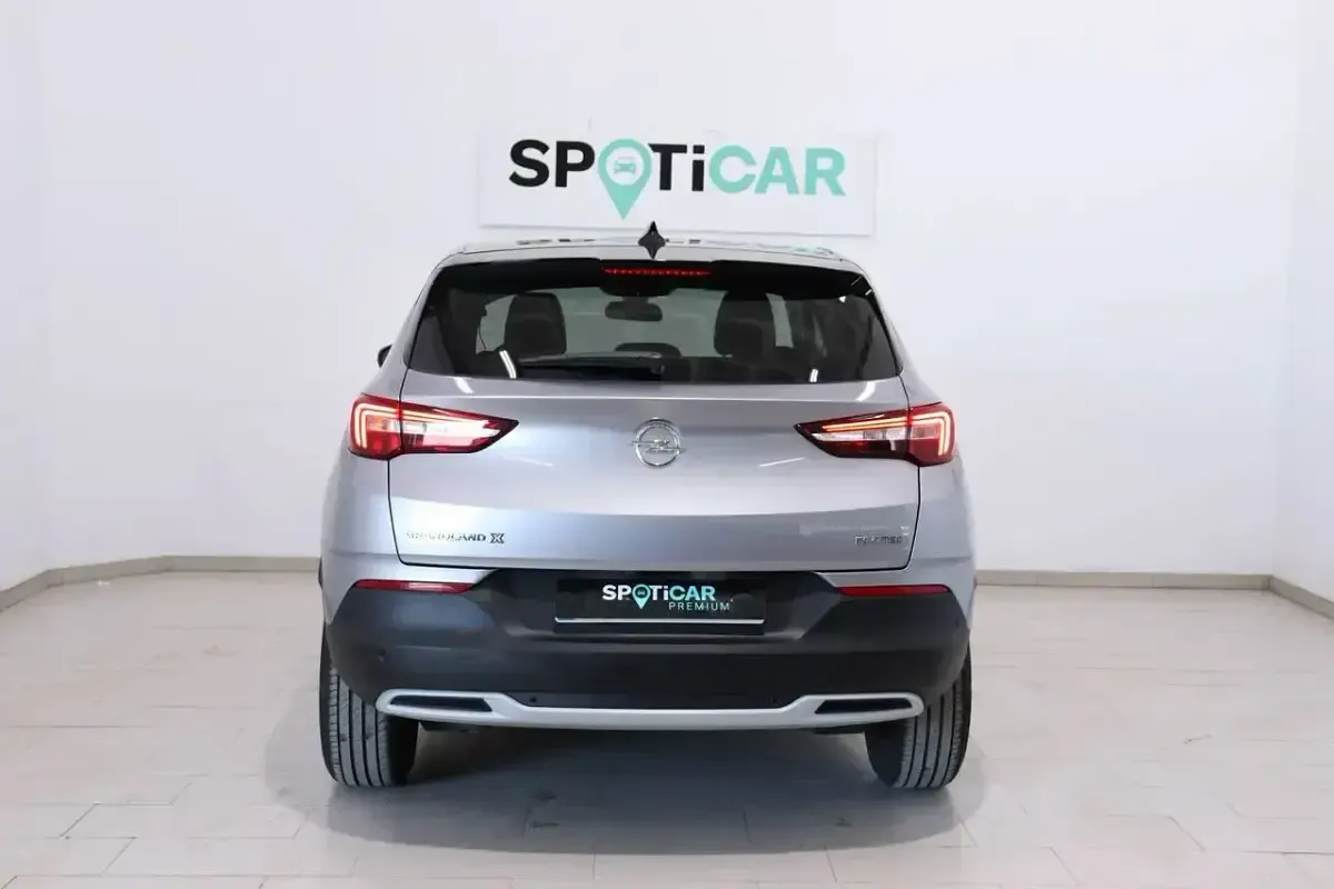 Usado Opel Grandland X Design & Tech 130 CV (95 kW) 2021 Gris SUV