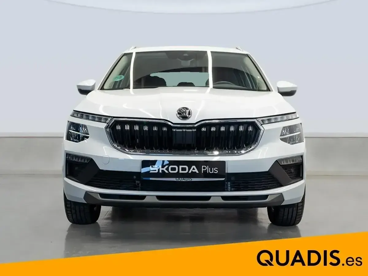 Käytetty Skoda Kamiq Selection 116 HP (85 kW) 2025 Valkoinen Katumaasturi