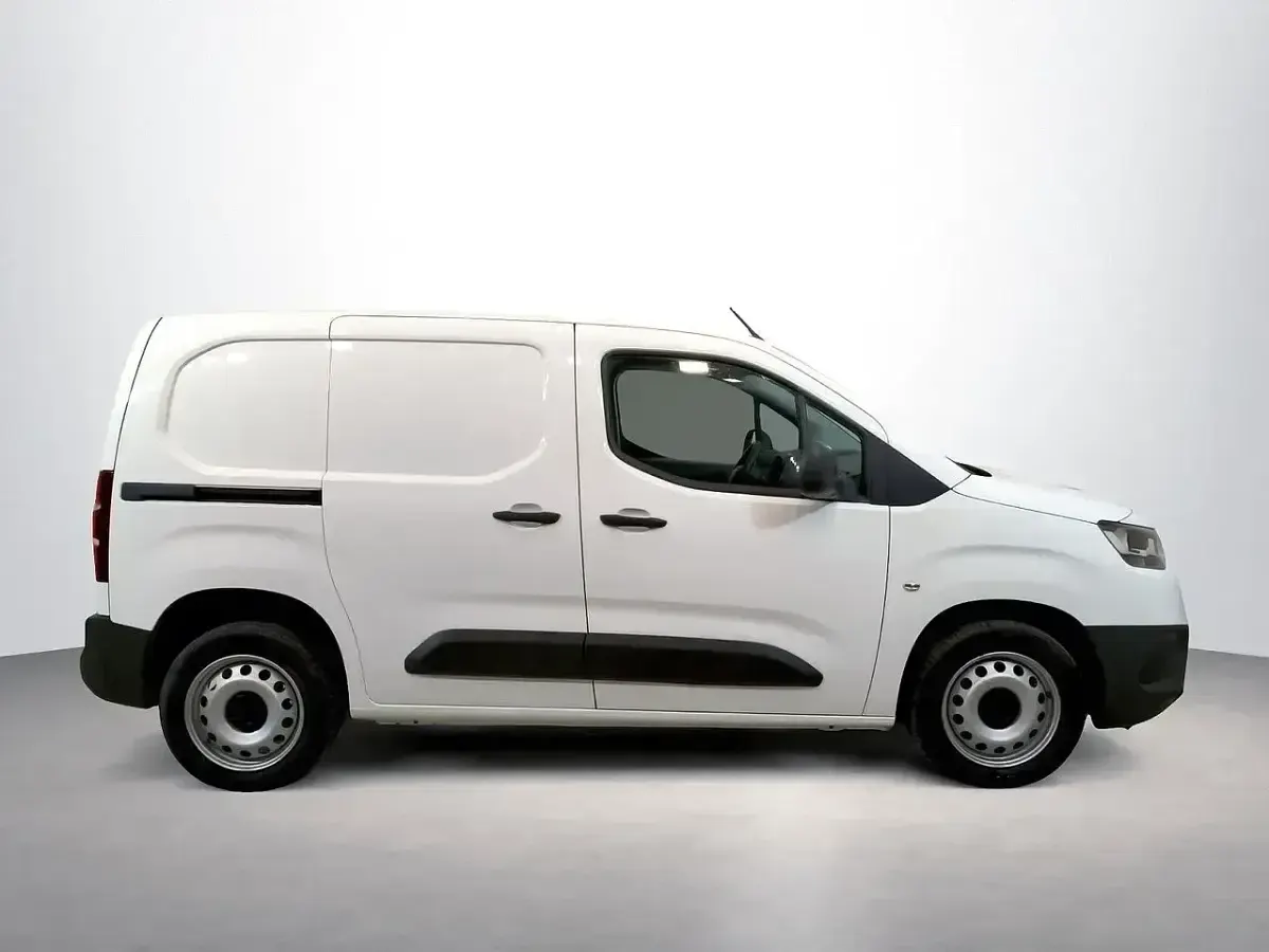 Usado Toyota Proace City City 132 CV (97 kW) 2021 Blanco Monovolumen