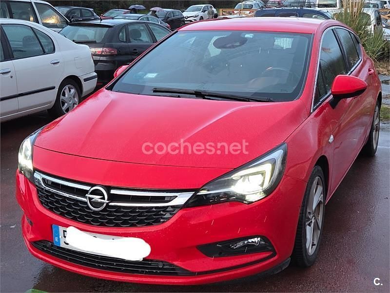 Usado Opel Astra Dynamic 136 CV (100 kW) 2016 Rojo Berlina