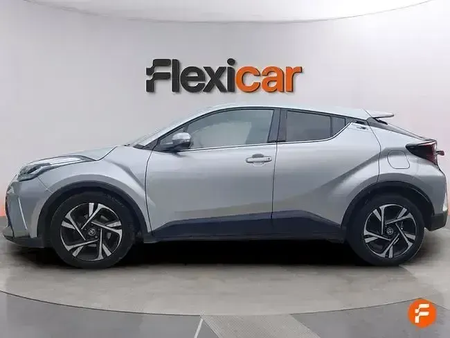 Käytetty Toyota C-HR Advance 122 HP (89 kW) 2022 Harmaa Katumaasturi