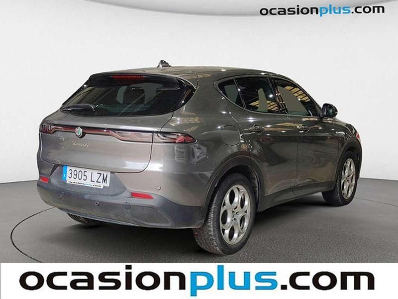 Usado Alfa Romeo Tonale Sprint 131 CV (96 kW) 2022 Gris SUV