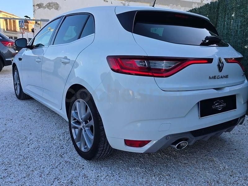 Usado Renault Mégane GT Line GT-Line 130 CV (95 kW) 2016 Blanco Berlina