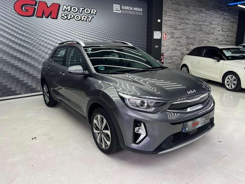 Brugt Kia Stonic 84 HK (61 kW) 2023 Grå SUV