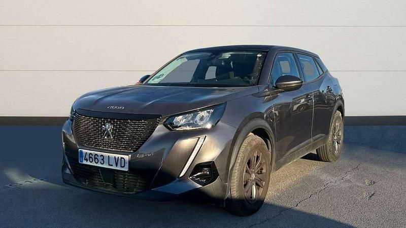 Usado Peugeot 2008 Active 101 CV (74 kW) 2021 Gris SUV