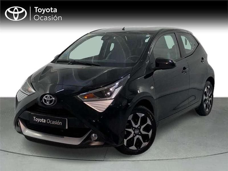 Usado 2020 Toyota Aygo X-play Utilitario | 11.990 € (Precio justo) - Imagen 1/4