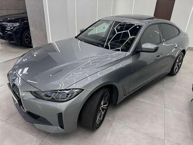 Usado BMW i4 250 kW (340 CV) 2022 Gris Berlina