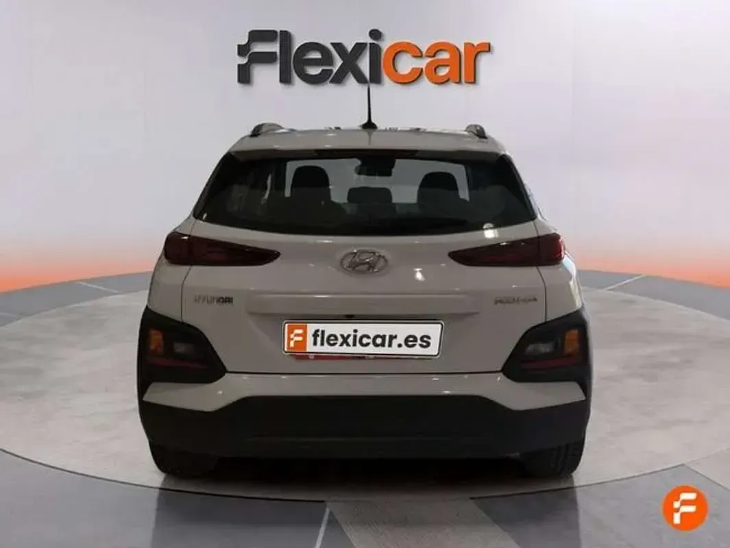 Usado Hyundai Kona 116 CV (85 kW) 2020 Blanco SUV
