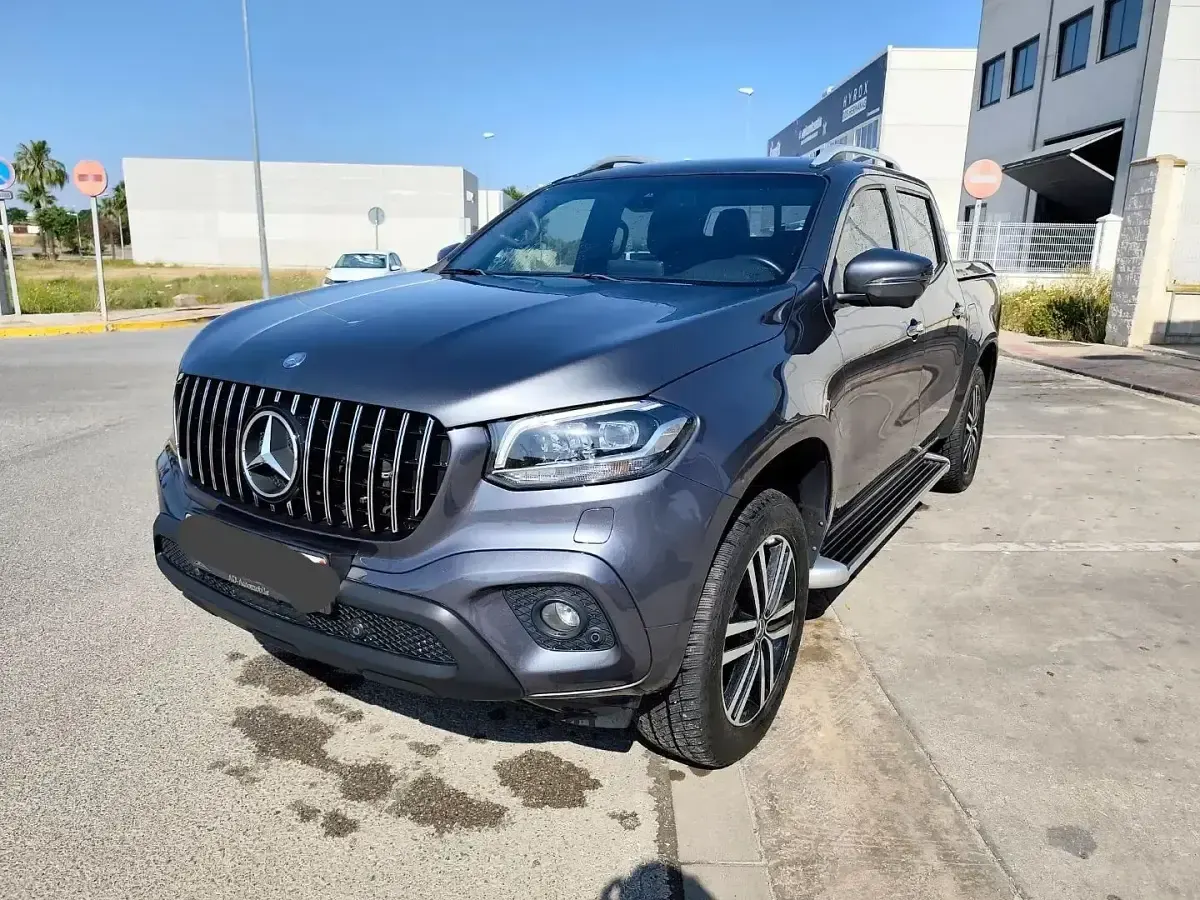 Usado Mercedes X250 Progressive 190 CV (139 kW) 2019 Gris / plata Pickup/Camioneta