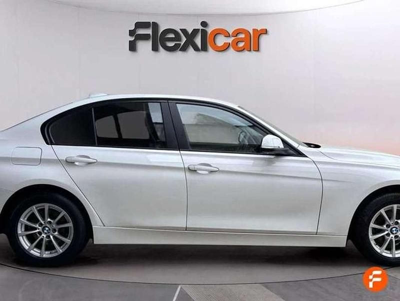 Usado BMW 318 150 CV (110 kW) 2018 Blanco Berlina