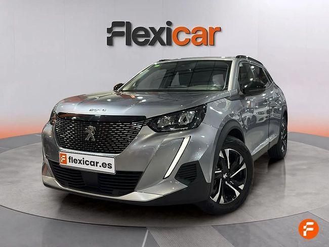 Usado Peugeot 2008 Active 100 CV (73 kW) 2022 Gris SUV