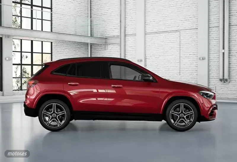 Usado Mercedes GLA200 149 CV (109 kW) 2025 Rojo SUV