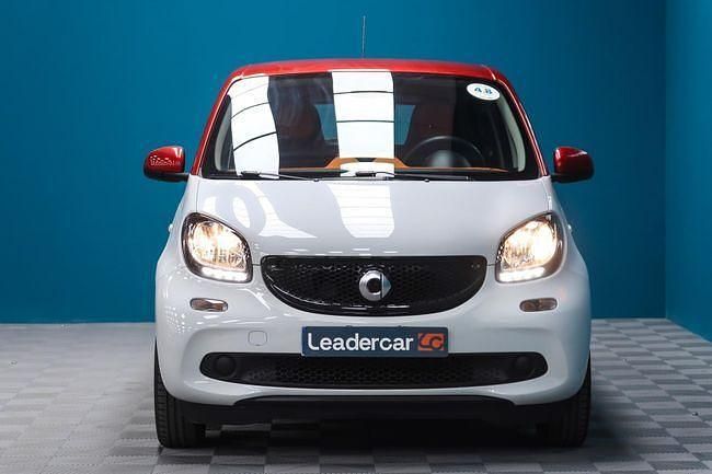 Usado Smart ForFour Passion 75 CV (55 kW) 2018 Blanco Utilitario