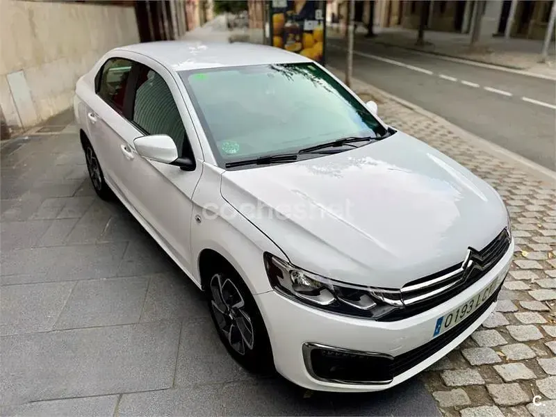 Usado Citroën C-Elysee I Shine 102 CV (75 kW) 2019 Blanco Berlina