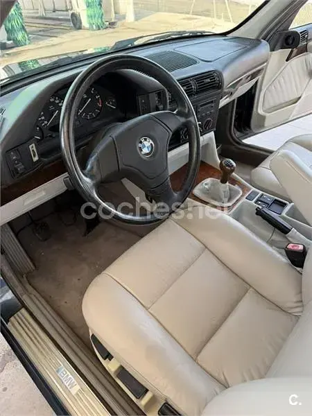 Usado BMW 520 150 CV (110 kW) 1994 Azul Berlina