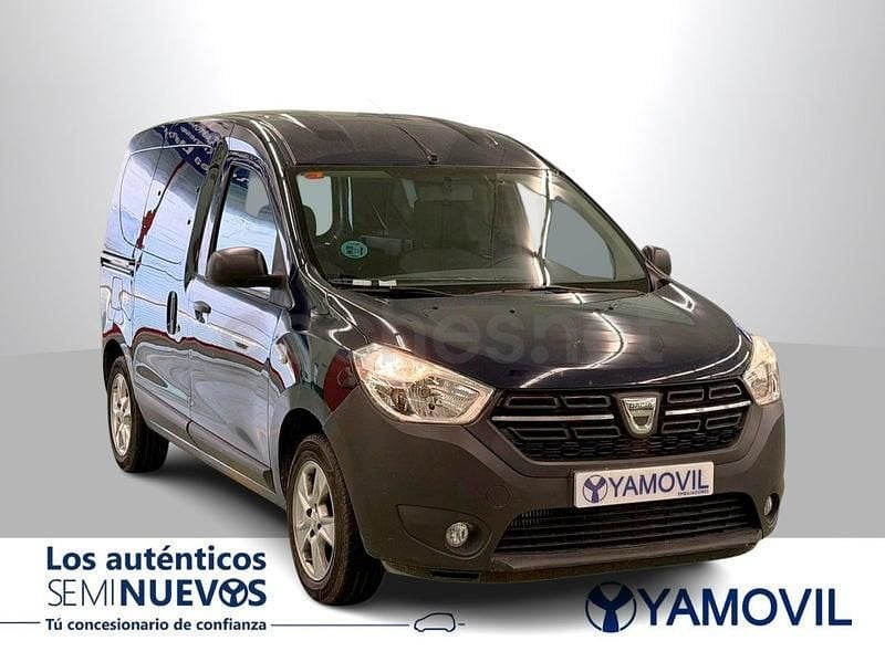 Usado Dacia Dokker Essentiel 102 CV (75 kW) 2019 Azul Monovolumen