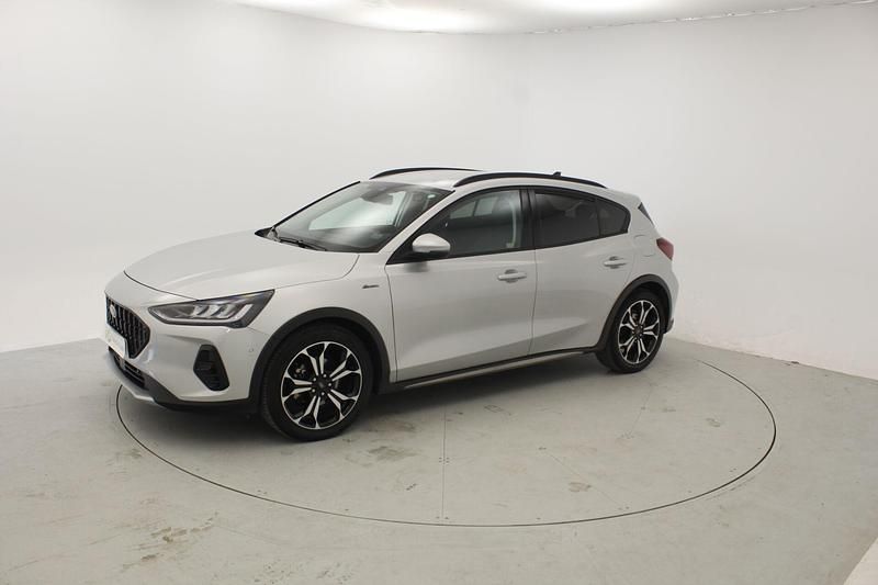 Usado Ford Focus Active 155 CV (114 kW) 2023 Plateado Berlina