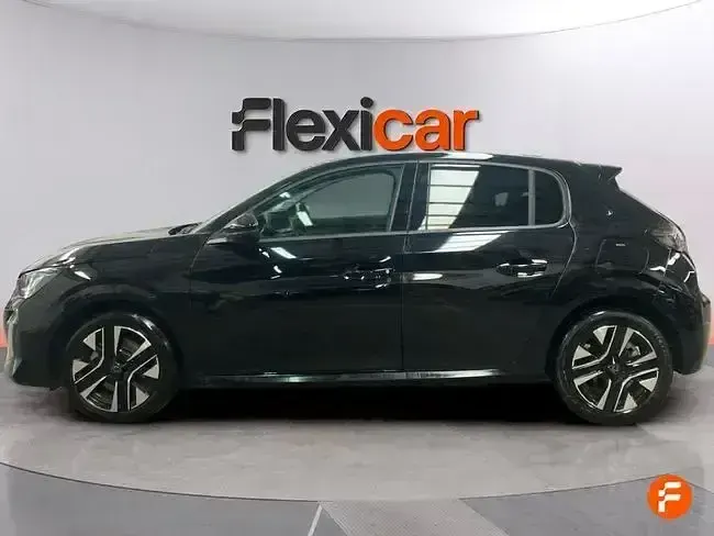 Usado Peugeot 208 Allure 100 CV (73 kW) 2025 Negro Utilitario
