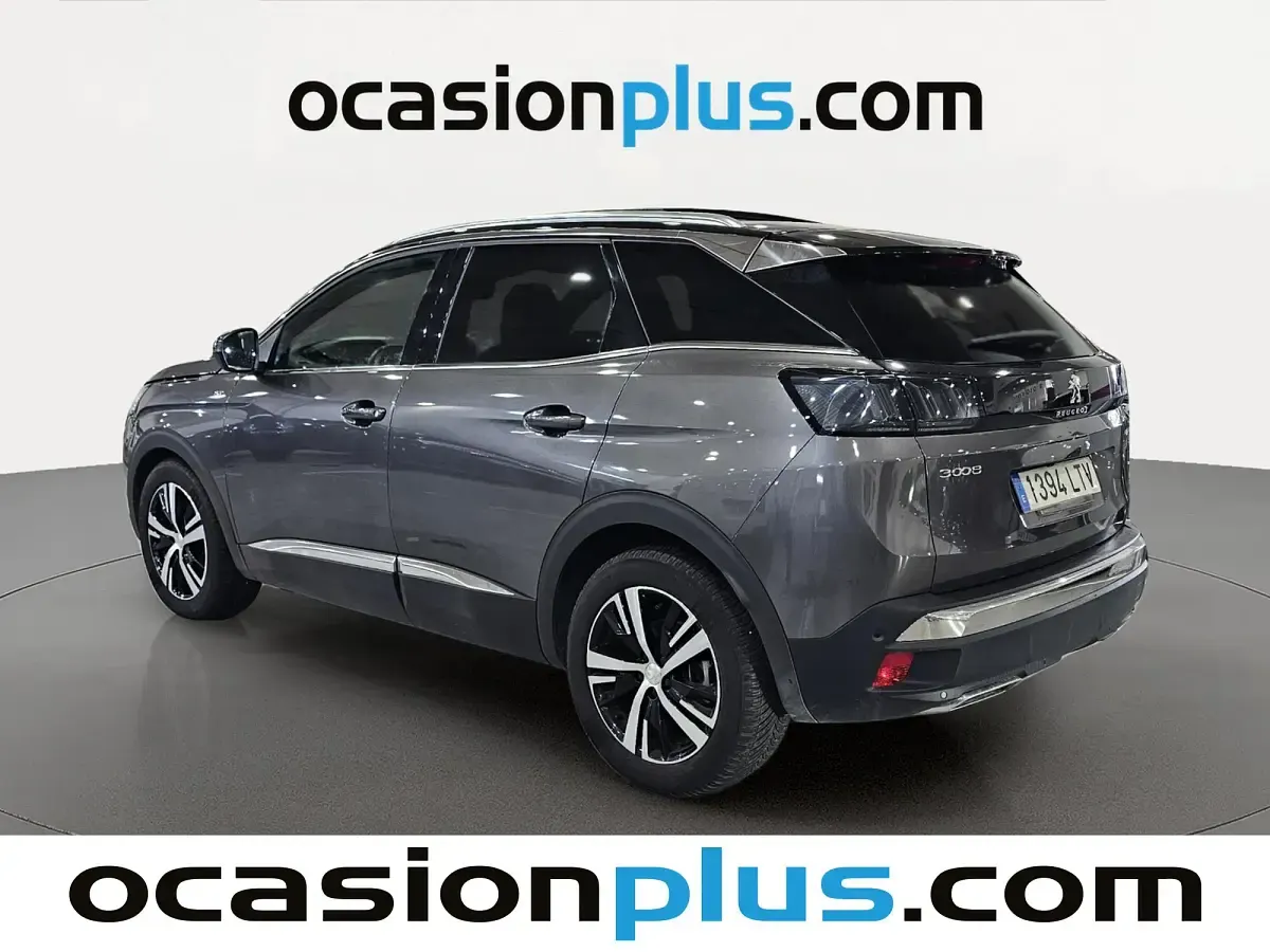 Usado Peugeot 3008 GT 131 CV (96 kW) 2021 Gris SUV