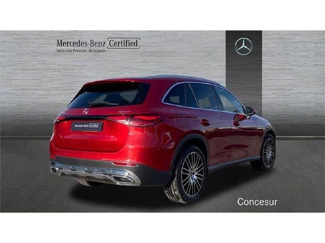 Usado Mercedes GLC200 204 CV (150 kW) 2023 Rojo jacinto SUV