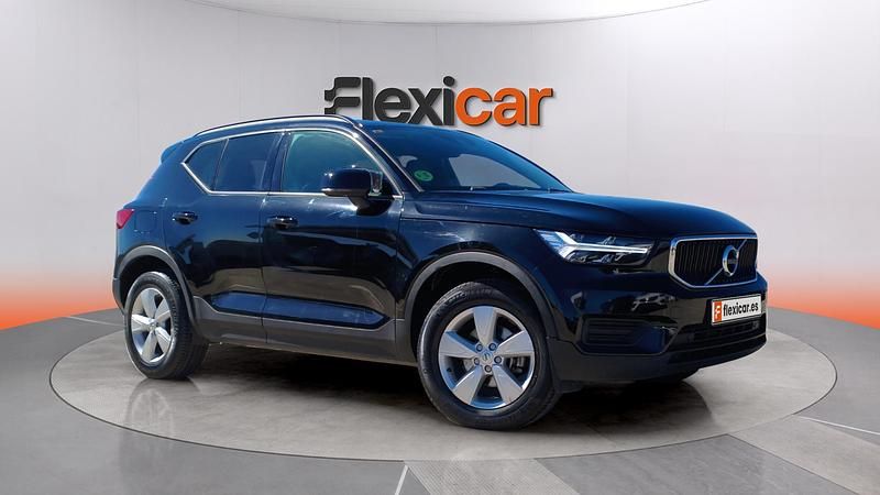 Usado Volvo XC40 Momentum 156 CV (114 kW) 2018 Negro SUV