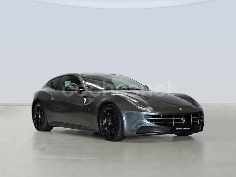 Usado Ferrari FF 661 CV (486 kW) 2012 Gris Familiar