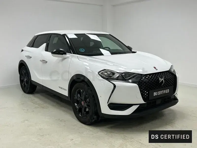 Usado DS Automobiles DS3 Crossback Performance 100 CV (73 kW) 2021 Blanco SUV