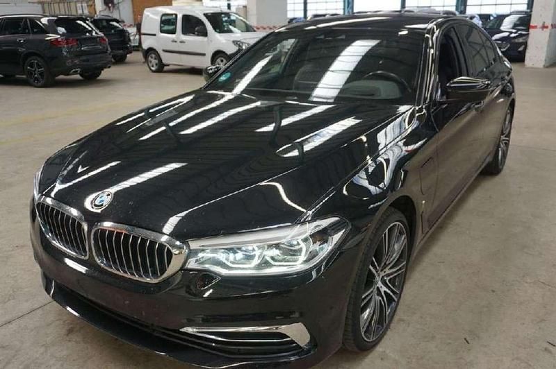 Negro Usado 2019 BMW 530e Comfort Edition Berlina | 26.850 € (Buen precio) - Imagen 1/4