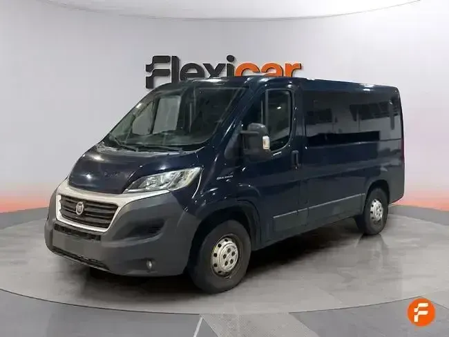 Usado Fiat Ducato 150 CV (110 kW) 2018 Azul Van