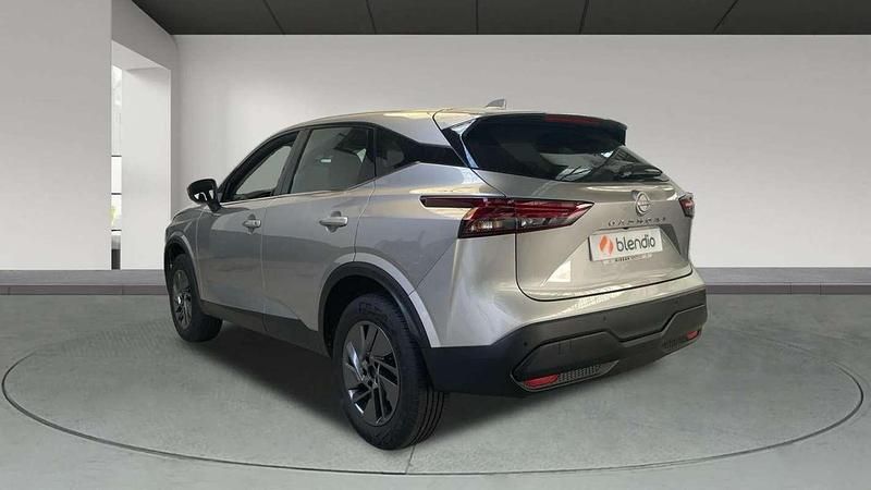 Plateado Usado 2023 Nissan Qashqai Acenta SUV | 21.525 € (Super precio) - Imagen 1/4