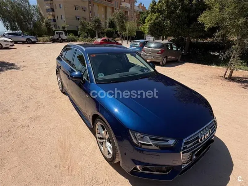 Usado Audi A4 S-Line 190 CV (139 kW) 2016 Azul Familiar
