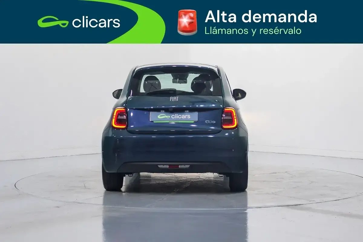 Usado Fiat 500e 86 kW (118 CV) 2023 Azul Berlina