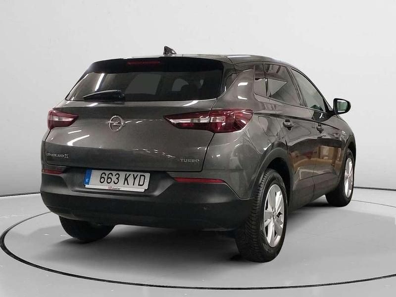 Usado Opel Grandland X Selective 131 CV (96 kW) 2019 Gris SUV