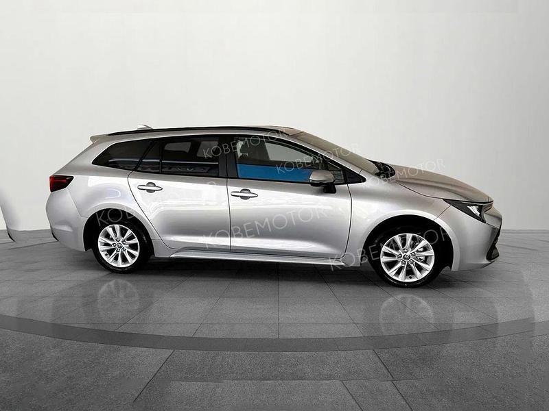Nuevo Toyota Corolla Active 140 CV (102 kW) 2025 Gris Familiar