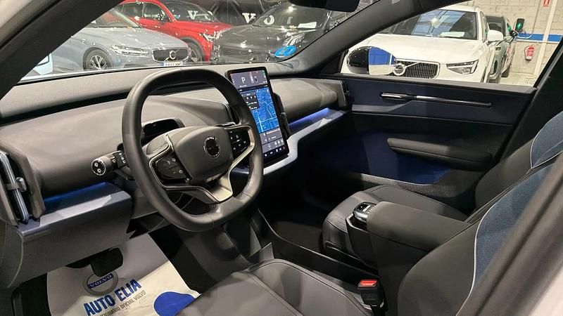 Usado Volvo EX30 Ultra 200 kW (272 CV) 2024 SUV