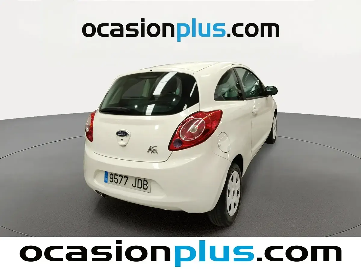 Usado Ford Ka S 69 CV (50 kW) 2015 Blanco Utilitario