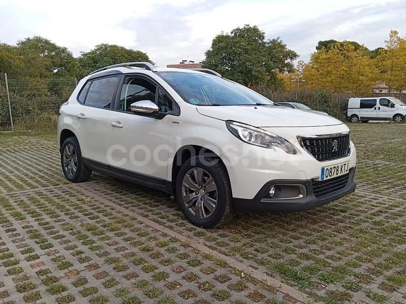 Blanco Usado 2019 Peugeot 2008 Signature Sky SUV | 7980 € (Super precio) - Imagen 1/4