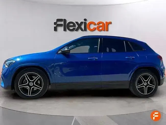 Usado Mercedes GLA200 150 CV (110 kW) 2025 Azul SUV