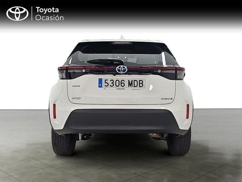 Usado Toyota Yaris Active 116 CV (85 kW) 2022 Blanco Utilitario
