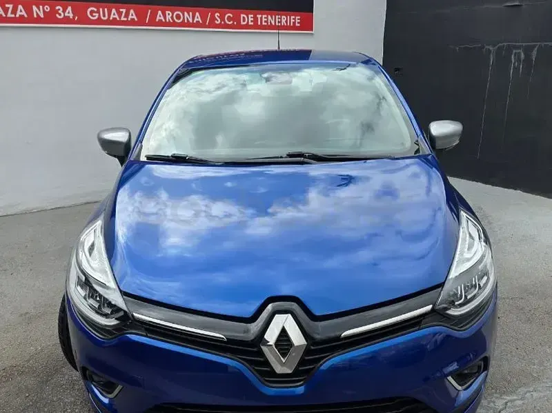 Usado Renault Clio IV Zen 120 CV (88 kW) 2017 Azul Berlina